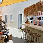 Edem Boutique * Oia (Santorini)