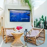 Edem Boutique * Oia (Santorini)